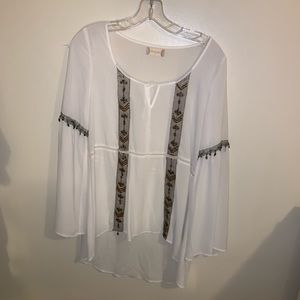 Flowy white shirt